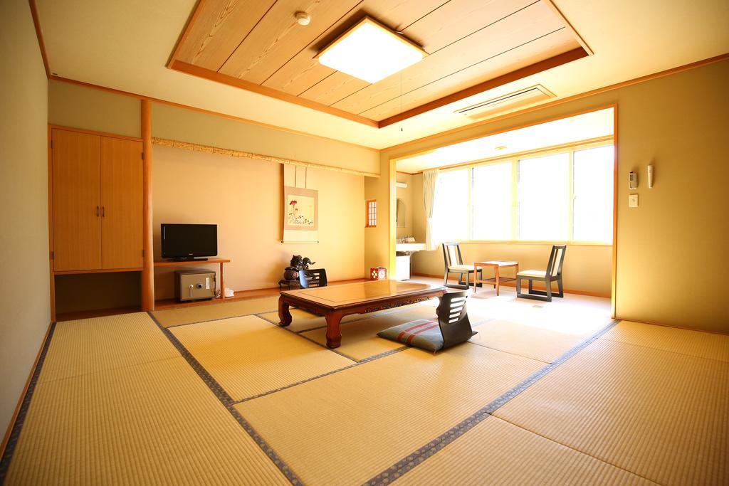 Nakajimaya Ryokan Nozawa Luaran gambar